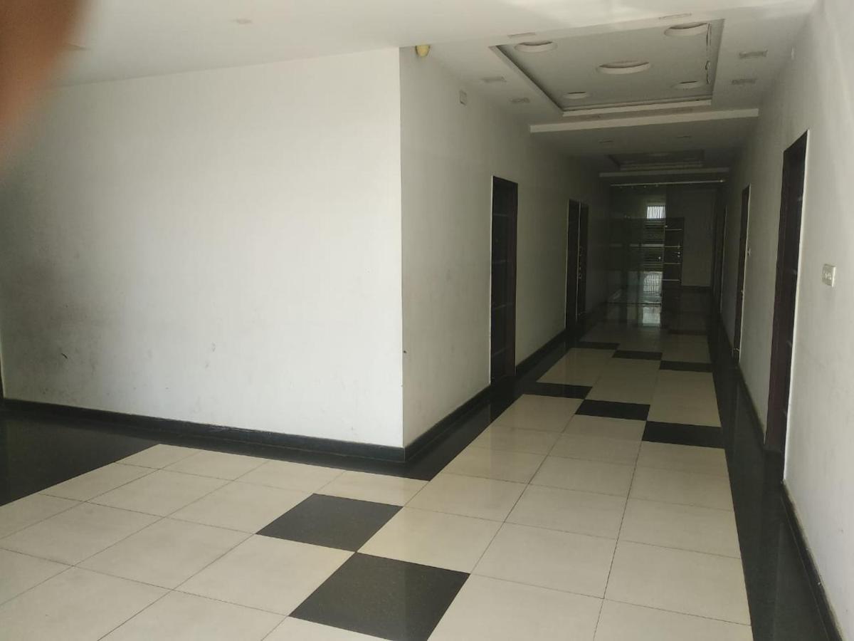 Negi'S Grand By Wb Hotels Kanpur Eksteriør billede